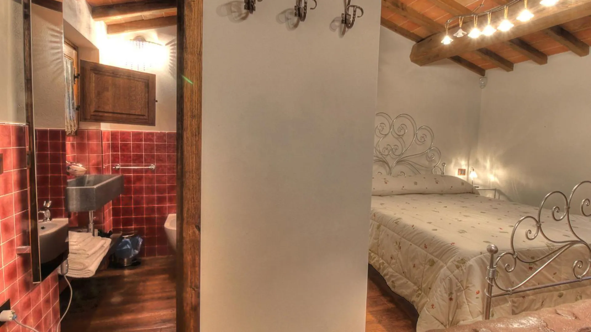 La Locanda Di Giulia Arezzo 0*,  Italia